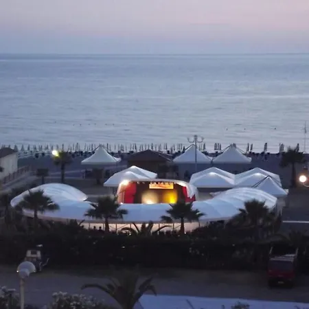 Parco Dei Principi Отель